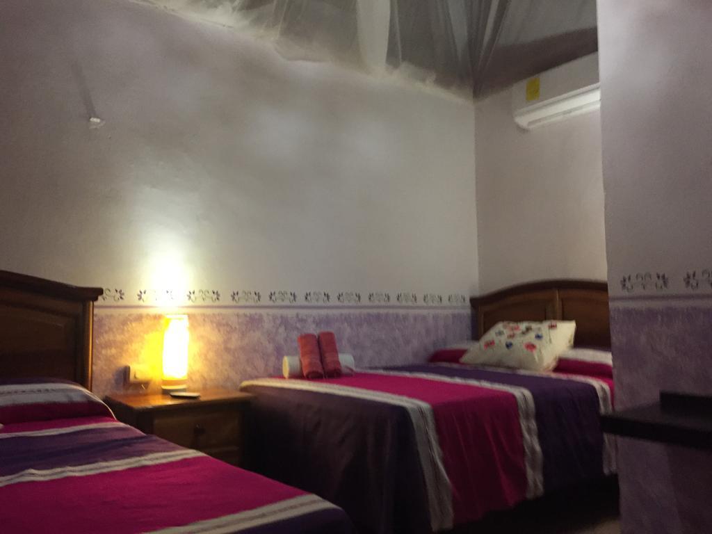 Hotel Hacienda La Catrina Остров Холбокс Экстерьер фото