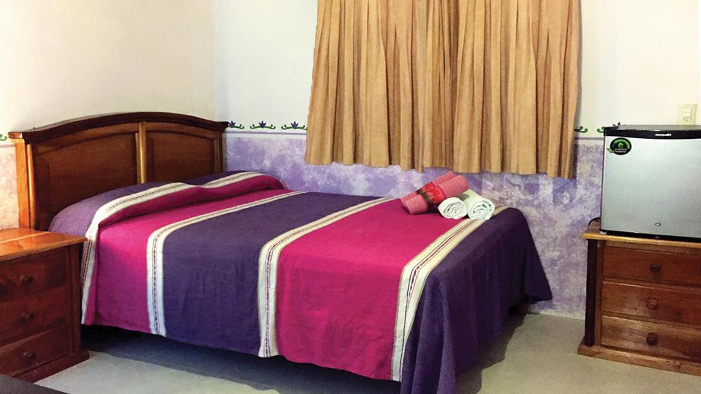 Hotel Hacienda La Catrina Остров Холбокс Экстерьер фото